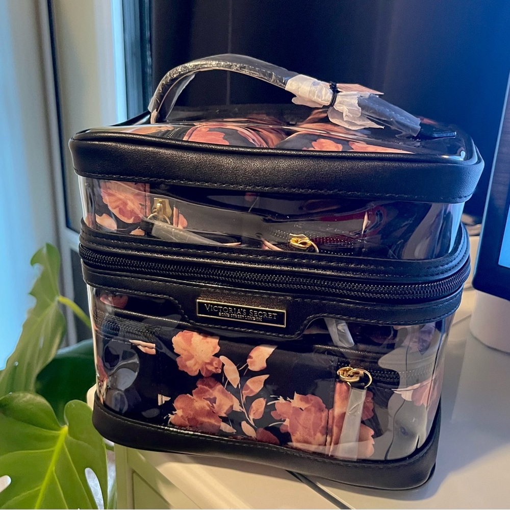 Victoria secret make up bag set
